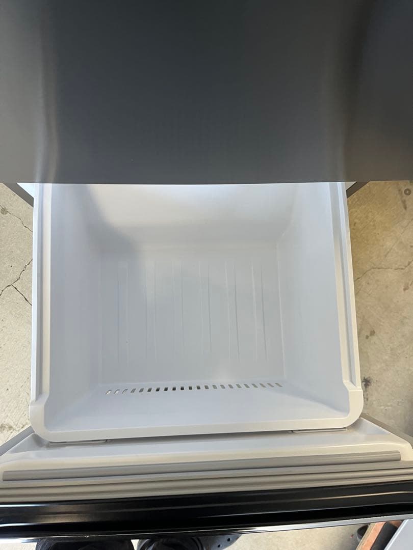 女性オーナー美品！！Haier ハイアール　冷蔵庫 JR-CV34A ブラックT