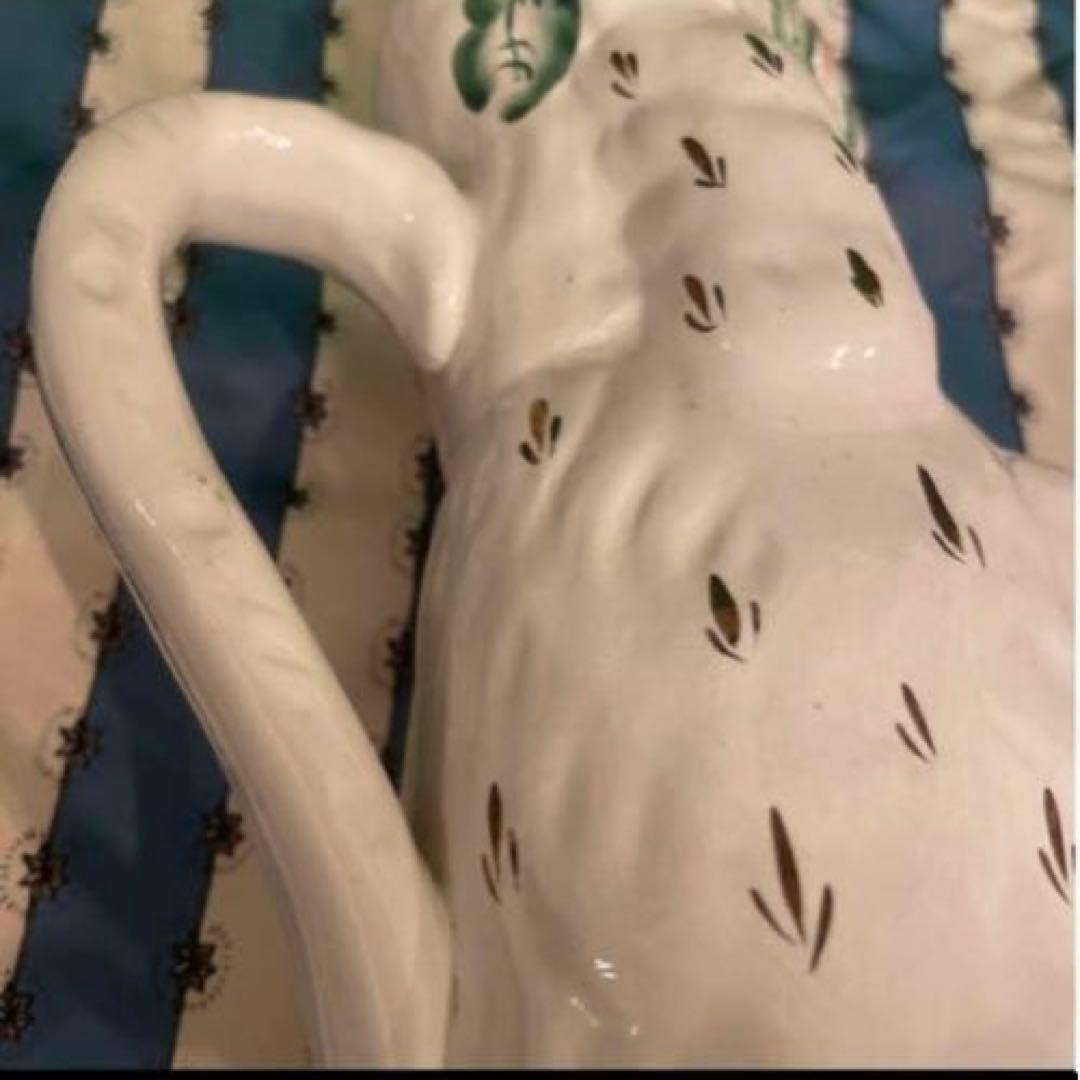 犬　陶器ピッチャー　イギリスアンティーク　スタッフォードシャードッグ　ビンテージ