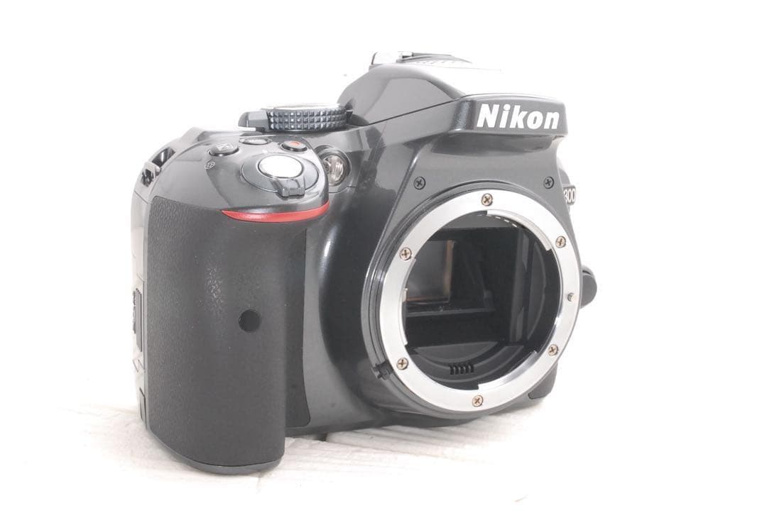 美品❤️ ショット数994回 ✨Nikon D5300 希少✨Wi-Fi搭載