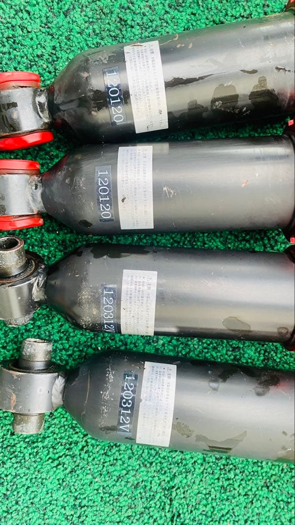 トヨタ クラウン 18系 GRS180/82用 調整可能なコイルオーバーセット