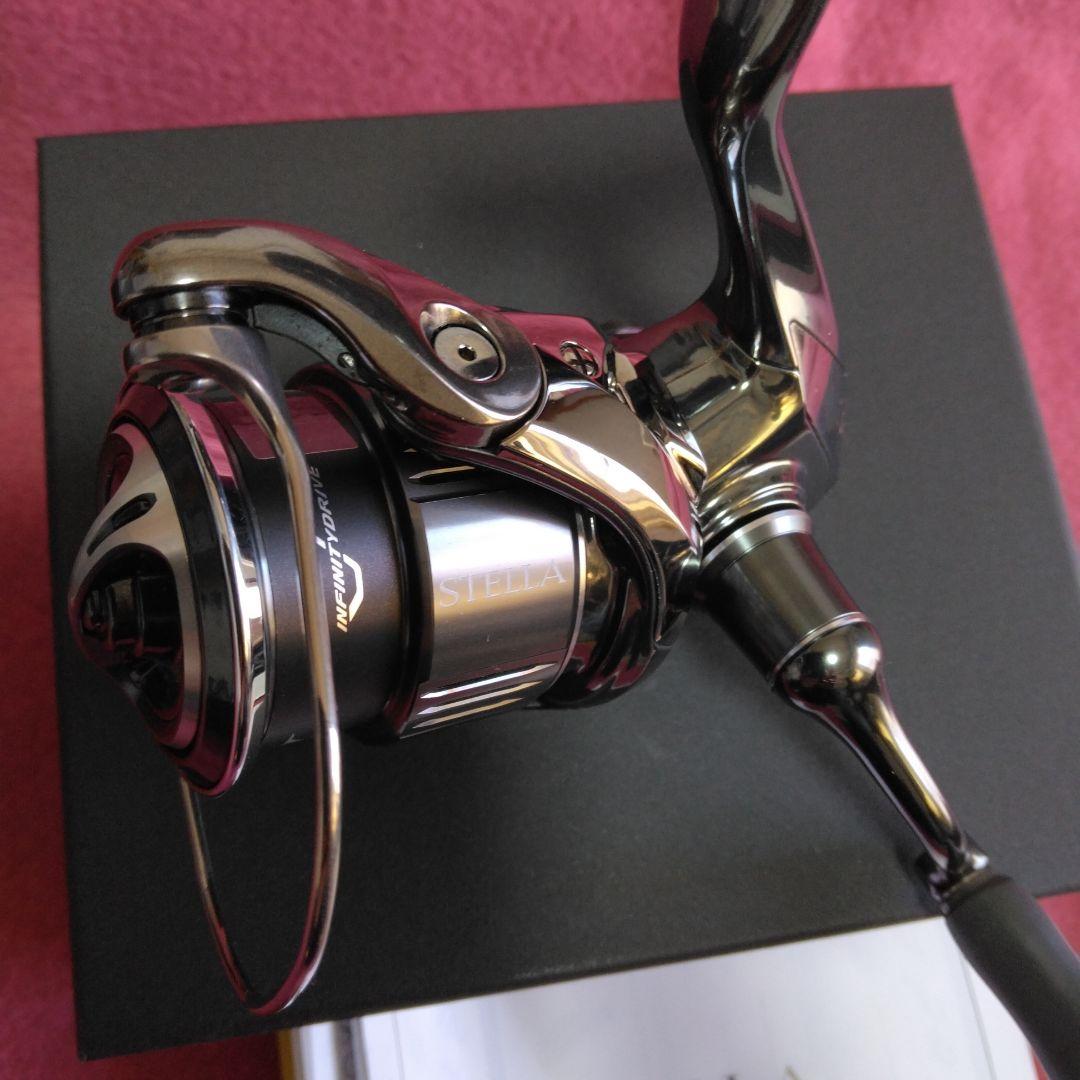 シマノ22ステラ C2000S スピニングリール