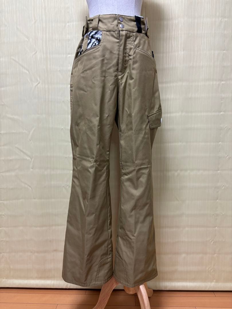 イグニオ　ディズニー　レディース　Oサイズ　スキーウェア　スキーウエア　LL