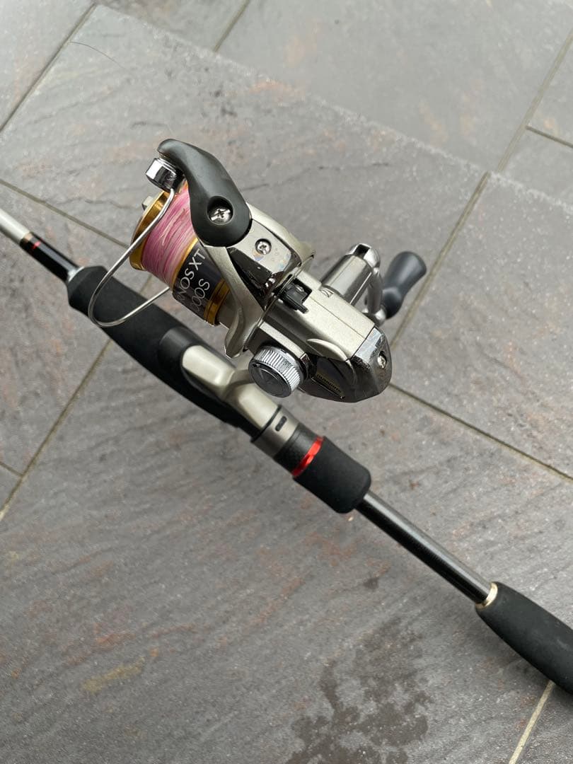 メジャークラフトAIROCK AR-732MシマノAERNOS XT 1000S