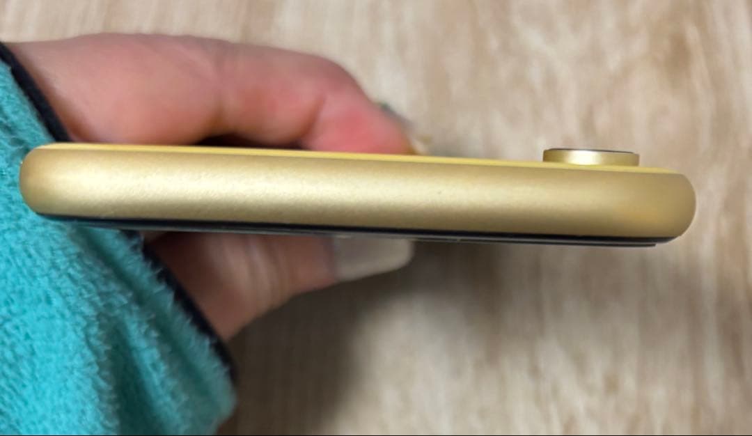 Apple iPhone XR 64GB イエロー