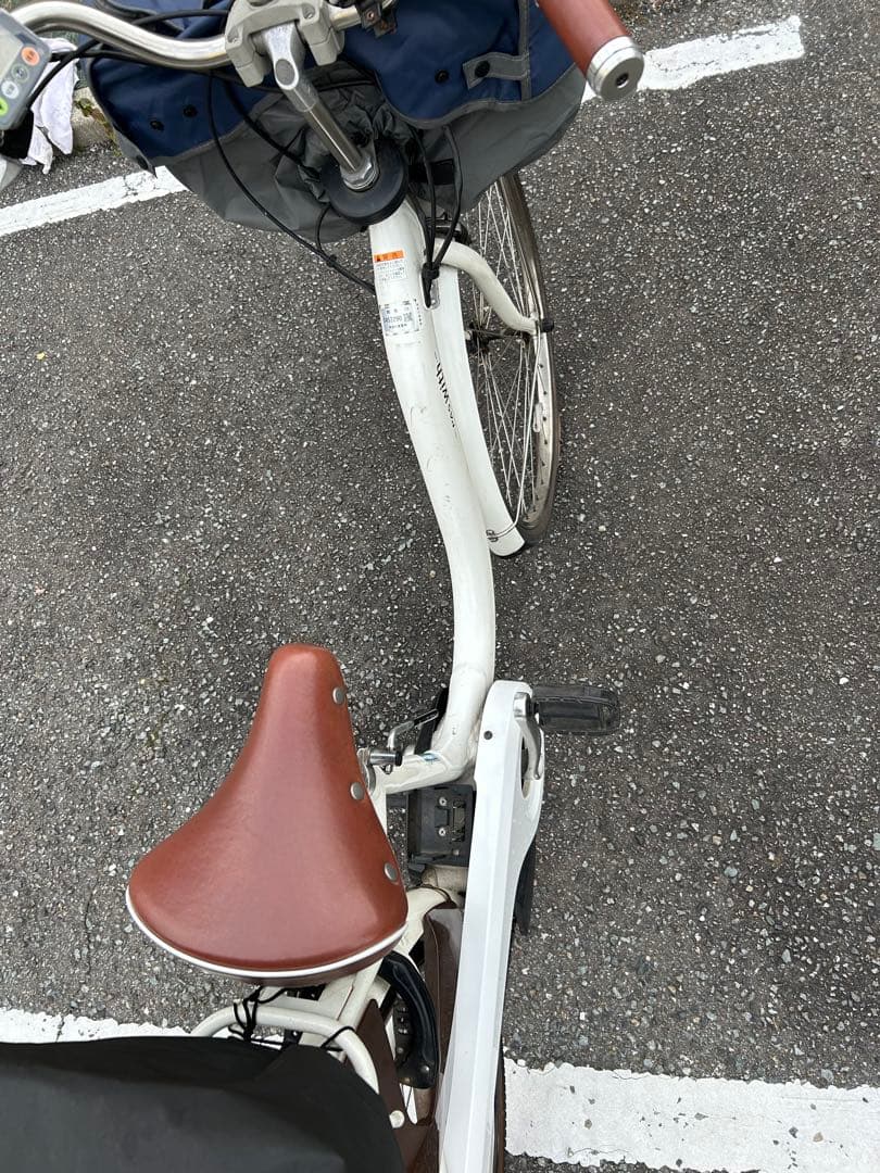 メ*ル様 電動アシスト自転車 シティタイプ バスケット付き