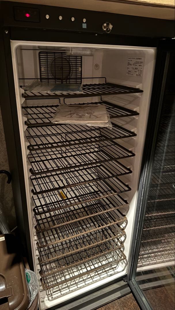 ロングフレッシュ ST-SV270G ワインセラー 265L