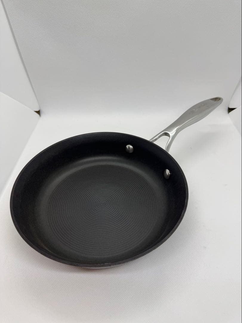 マイヤーサーキュロンシリーズ　フライパン、蓋、プレス　まとめ売り　8点　ユーズ品