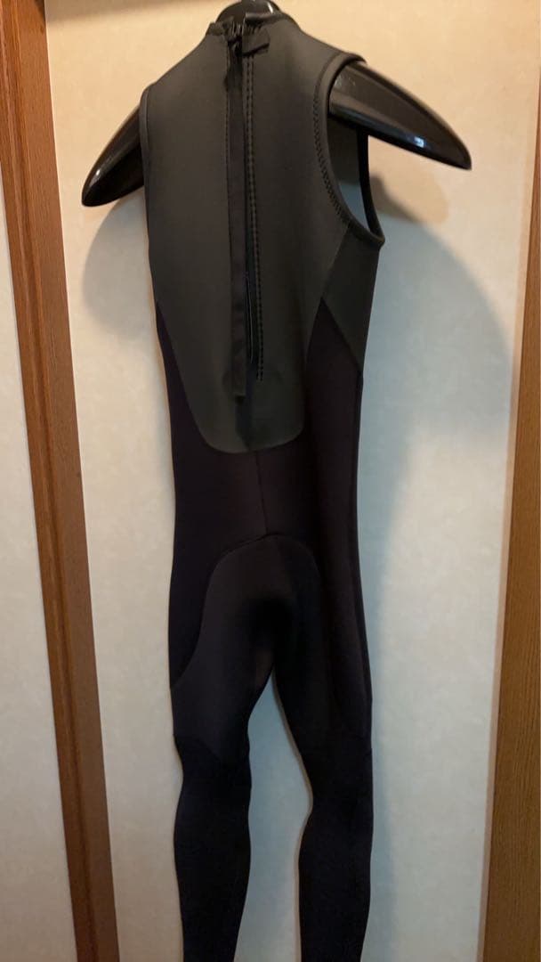 ウェットスーツ　ロングジョン　黒