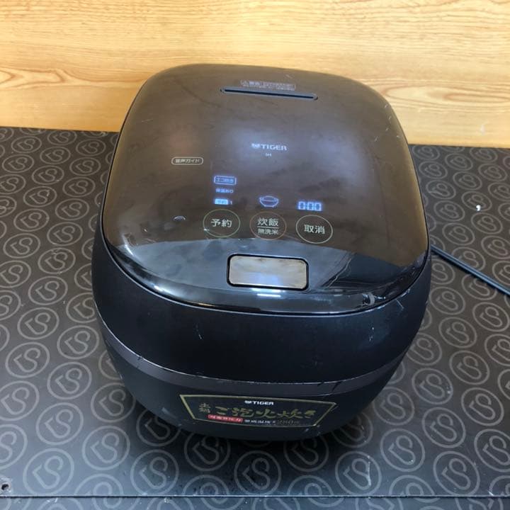 TIGER タイガー 土鍋 圧力IH炊飯ジャー JPG-S100KS  ジャンク