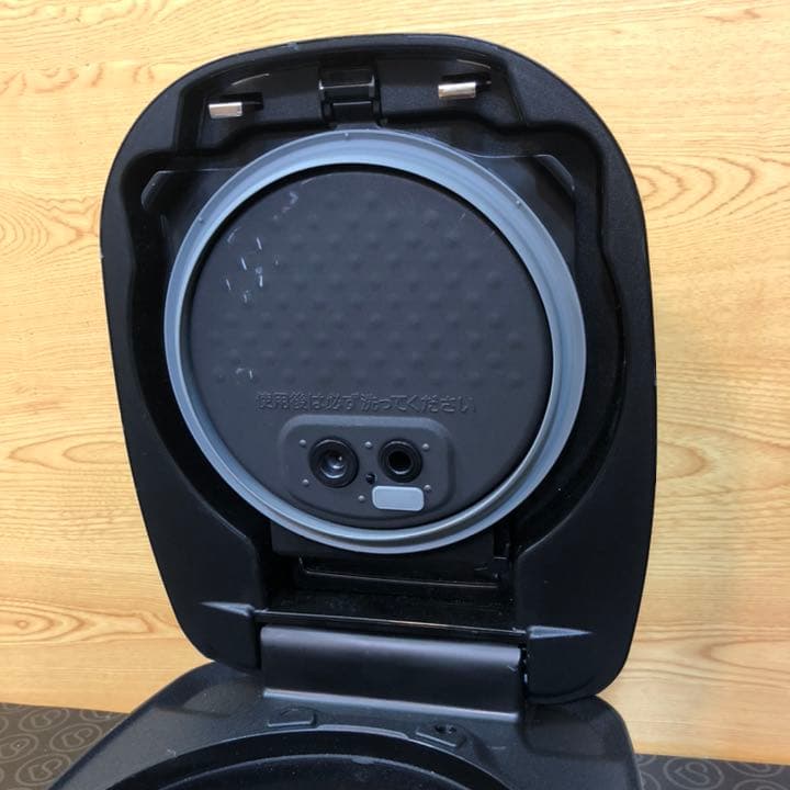 TIGER タイガー 土鍋 圧力IH炊飯ジャー JPG-S100KS  ジャンク