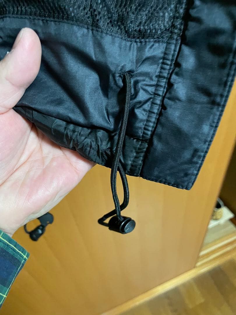 Patagonia ブラック ナイロンジャケット ダスパーカー