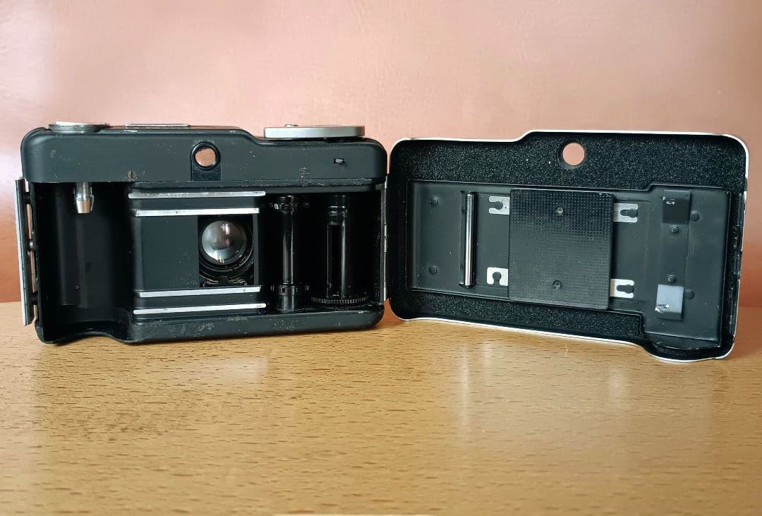 フィルムカメラ【整備、完動品】キャノン　デミS