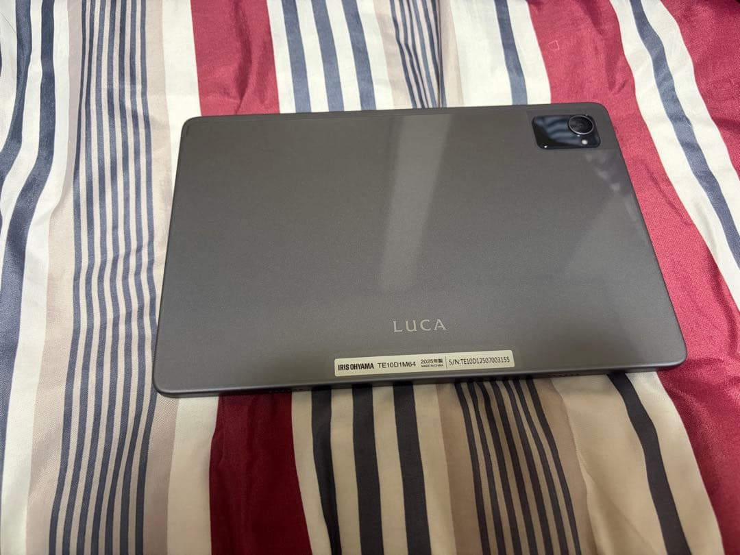 Luca Androidタブレット 本体 グレー ケース付き
