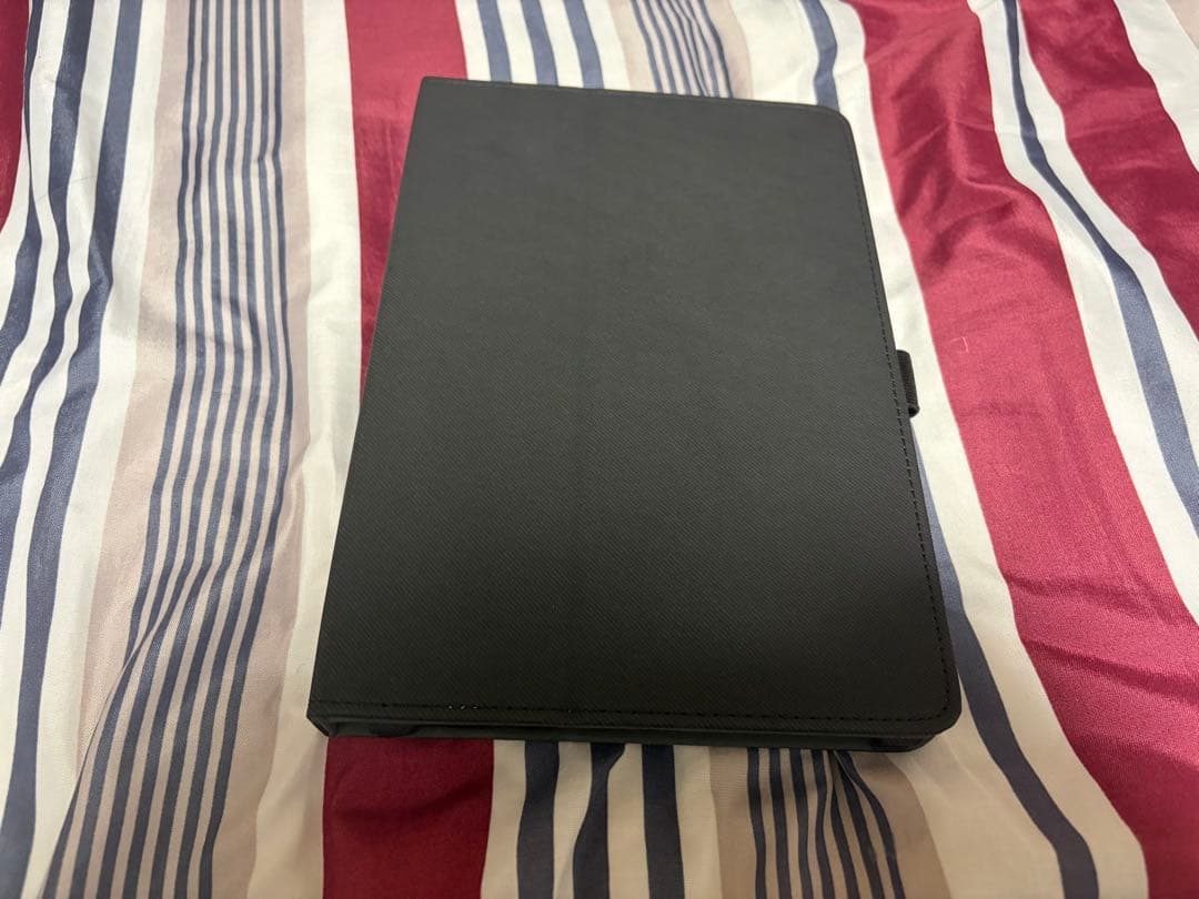 Luca Androidタブレット 本体 グレー ケース付き