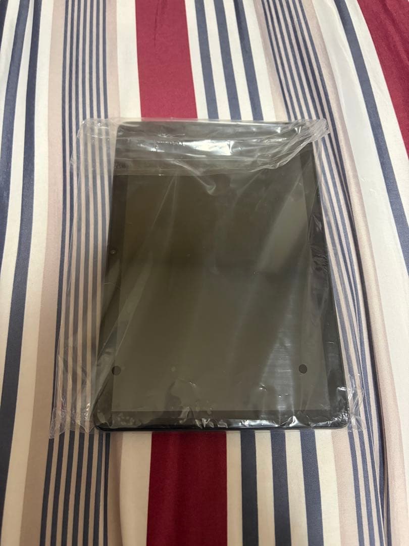 Luca Androidタブレット 本体 グレー ケース付き