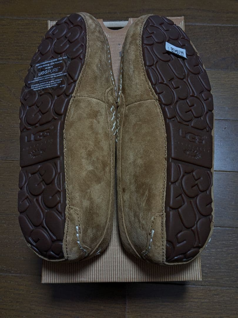【未使用】UGG　モカシン　アンスレー　サイズ8　25センチ　箱あり