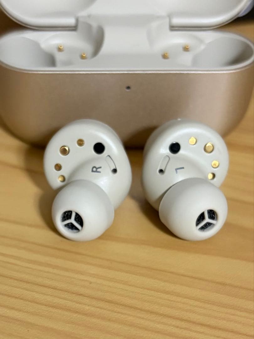 Technics EAH-AZ100 シャンパンゴールド　極美品