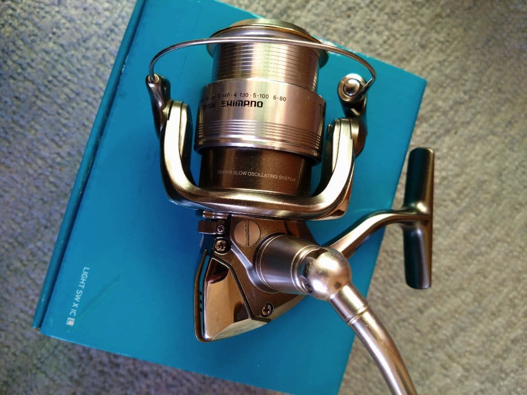 シマノ 05ツインパワー2500S