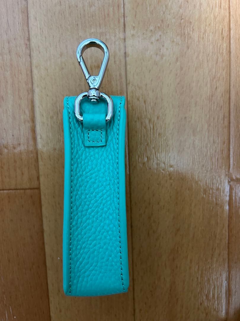 しぃちゃん 鈴木亜美さん 3点iPhone15proケースストラップマルチケース