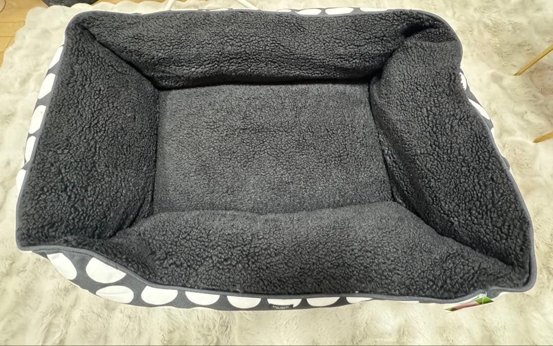 kate spade犬用ペットベッド