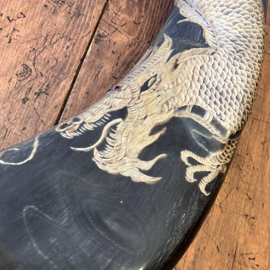 昭和レトロ アンティーク 水牛の角 彫刻 龍 双龍 天然 縁起物 置物 オブジェ