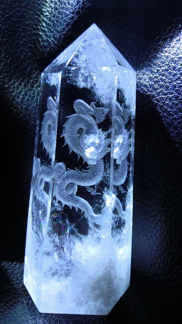 ヒマラヤ最高峰純天然水晶長大104㍉✺立体的躍動感✺五爪龍»龍の頂点君臨»裏手彫