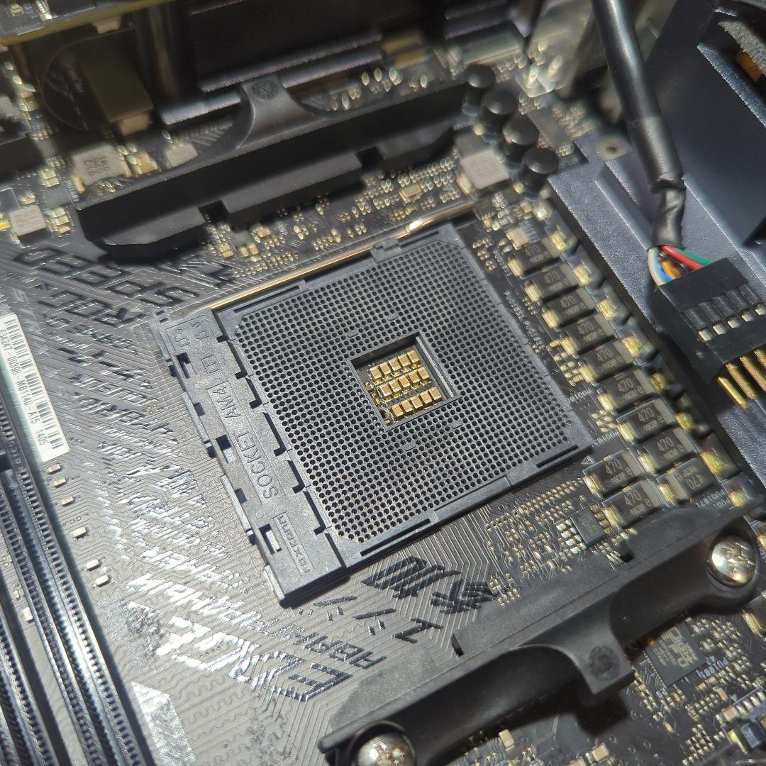 ASUS ROG STRIX X570-I GAMING マザーボード