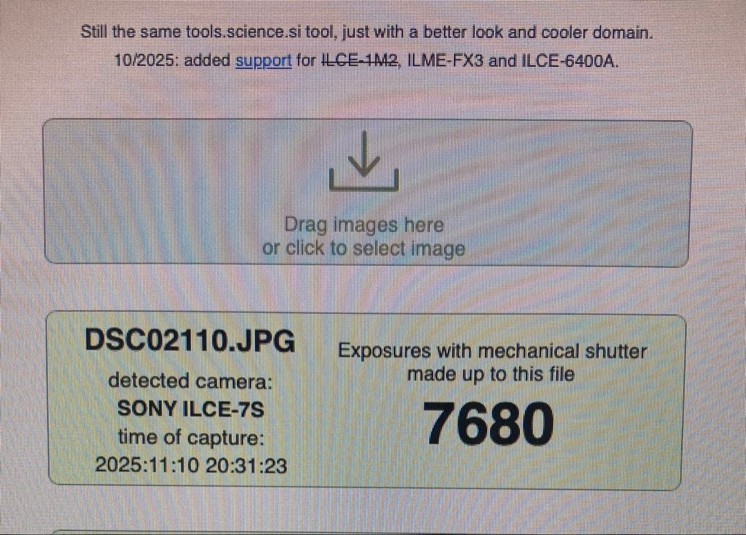 SONY α7S シャッター回数7680
