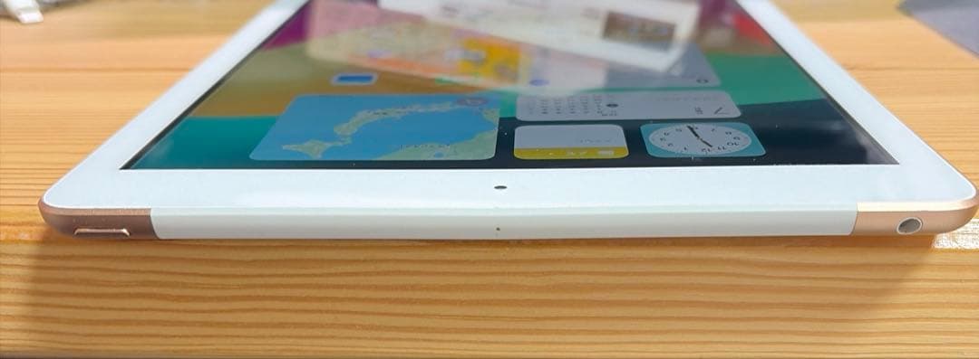 iPad 第6世代 32GB Cellular ゴールド SIMフリー