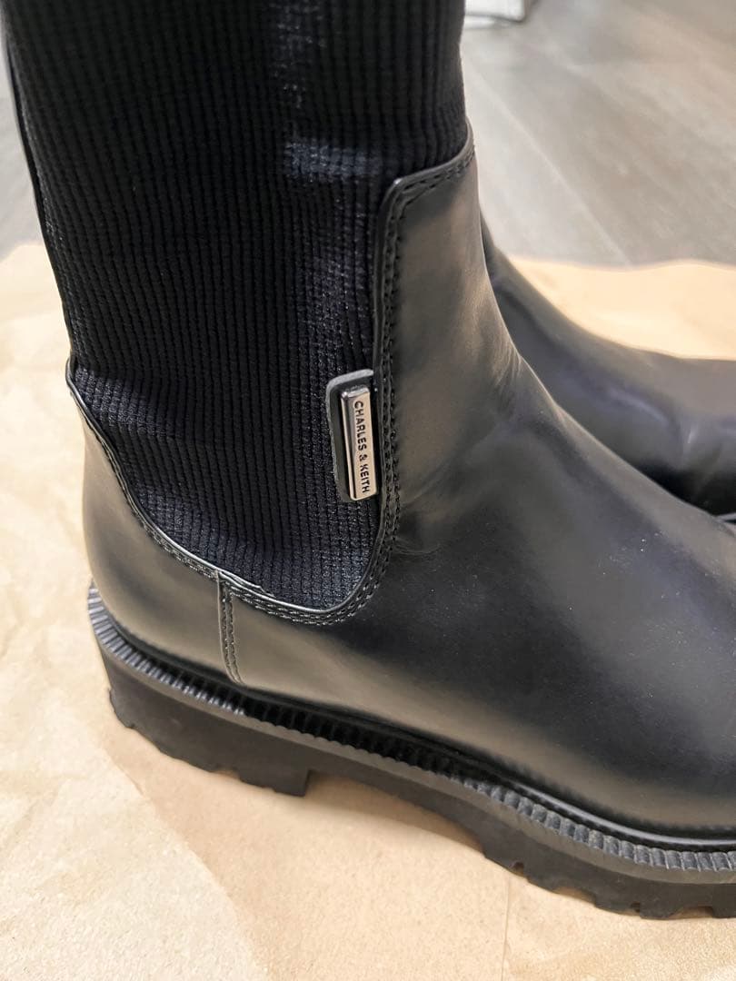 CHARLES&KEITHニットソックス リッジッドソールチェルシーブーツ 37