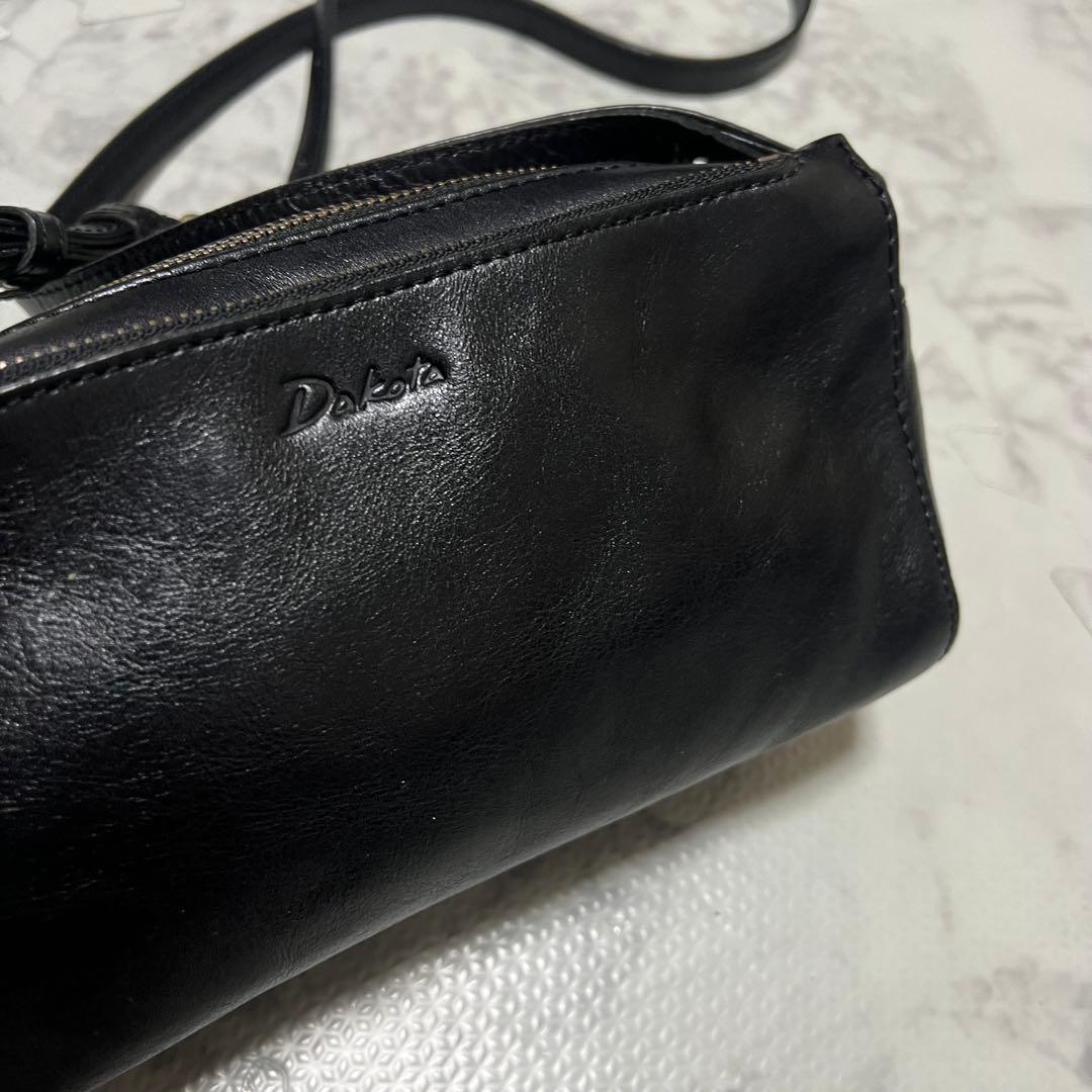 美品Dakotaレックス　ショルダーバッグボックススクエア　三層　オールレザー