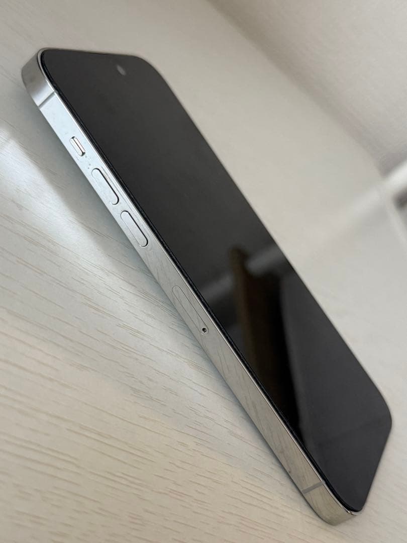 iPhone14promax本体　1TB