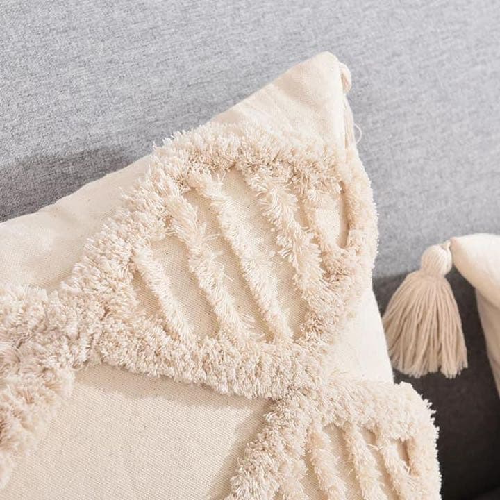 タッセル ひし形 クッションカバー ボヘミアンスタイル  インテリア　アイボリー