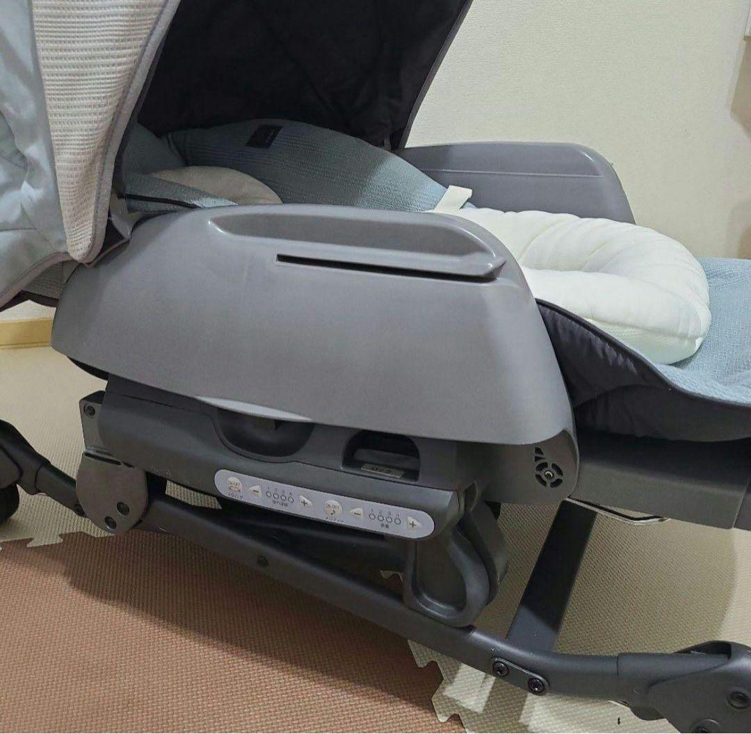 COMBI　電動ハイローチェア　ネムリラ　コードタイプ autoswing