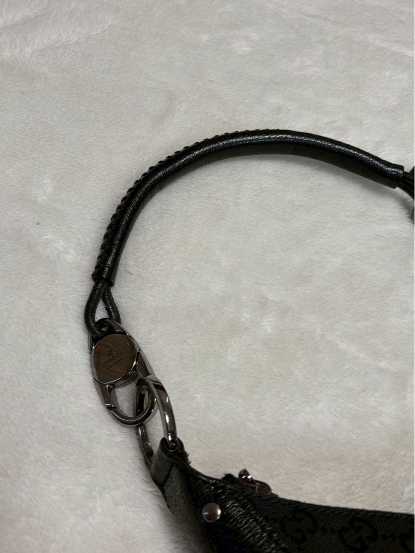 GUCCI グッチ　 ワンショルダーバッグ　バック　gg柄　ブラック　極美品