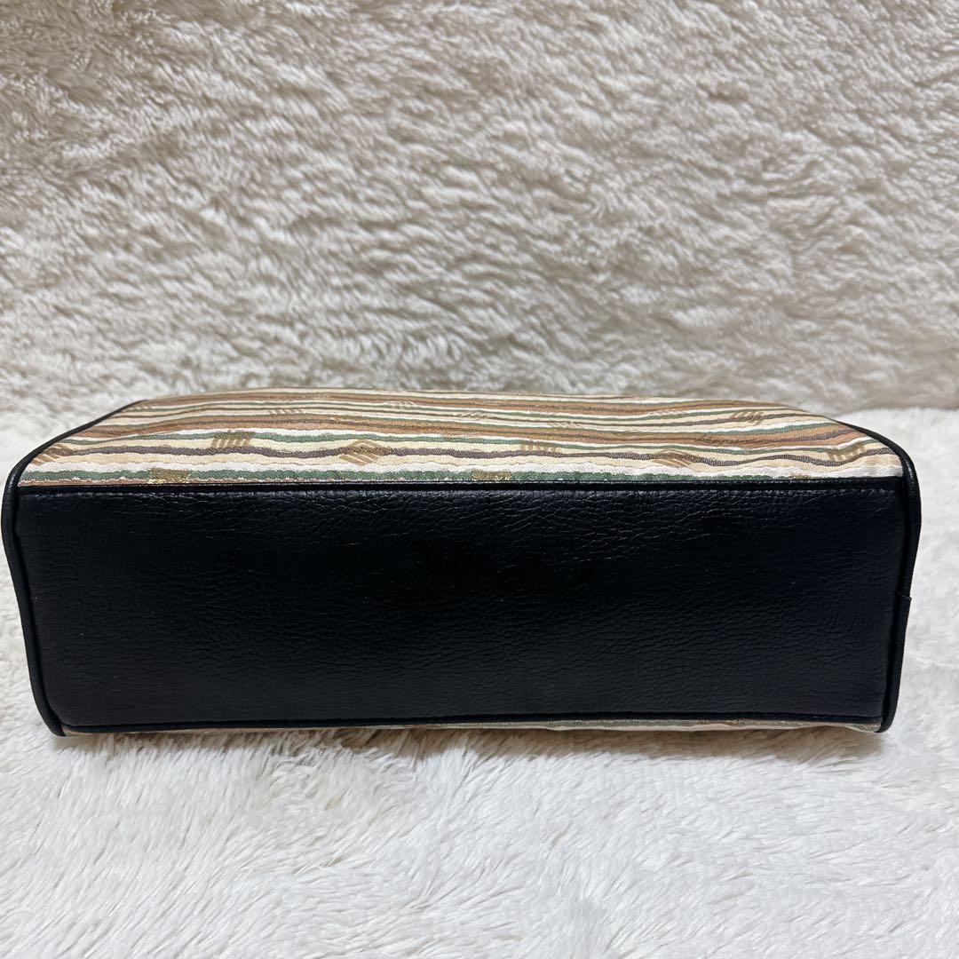 【美品】利休　和装用バッグ ストライプ模様 木製ワンポイント
