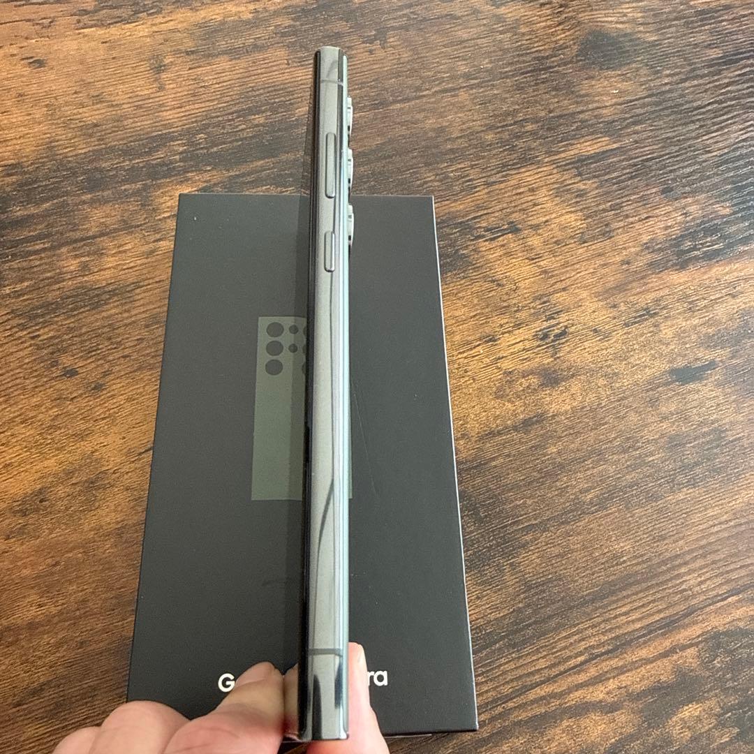 Samsung Galaxy S23 Ultra グリーン 本体