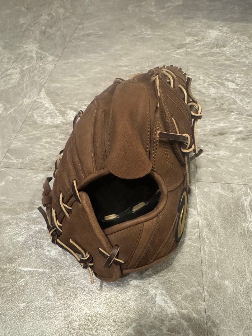ブラウン 軟式グローブ レザー製　ヌバック　大谷モデル