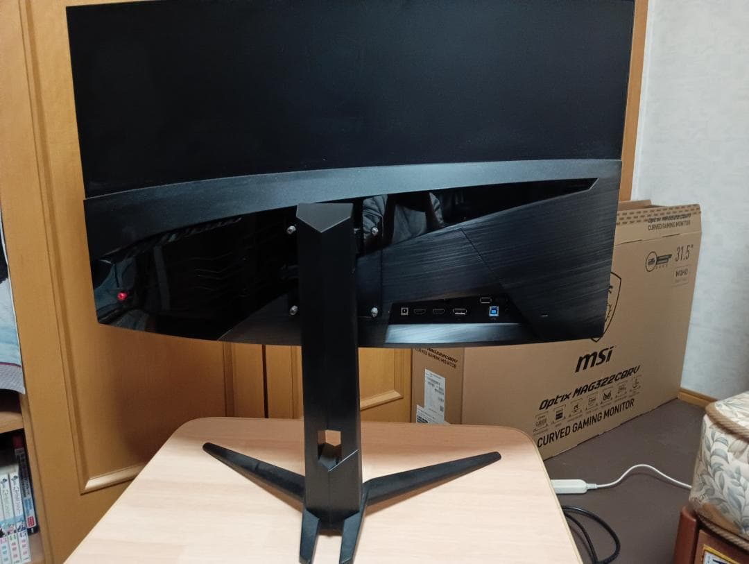 ジャンク品　ゲーミングモニタ32型　MSI Optix MAG322CQRV