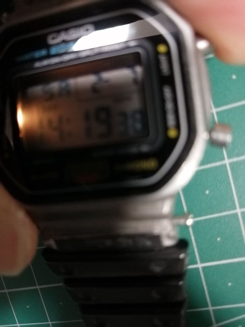 カシオ　G-shock DW-5600C 電池新品