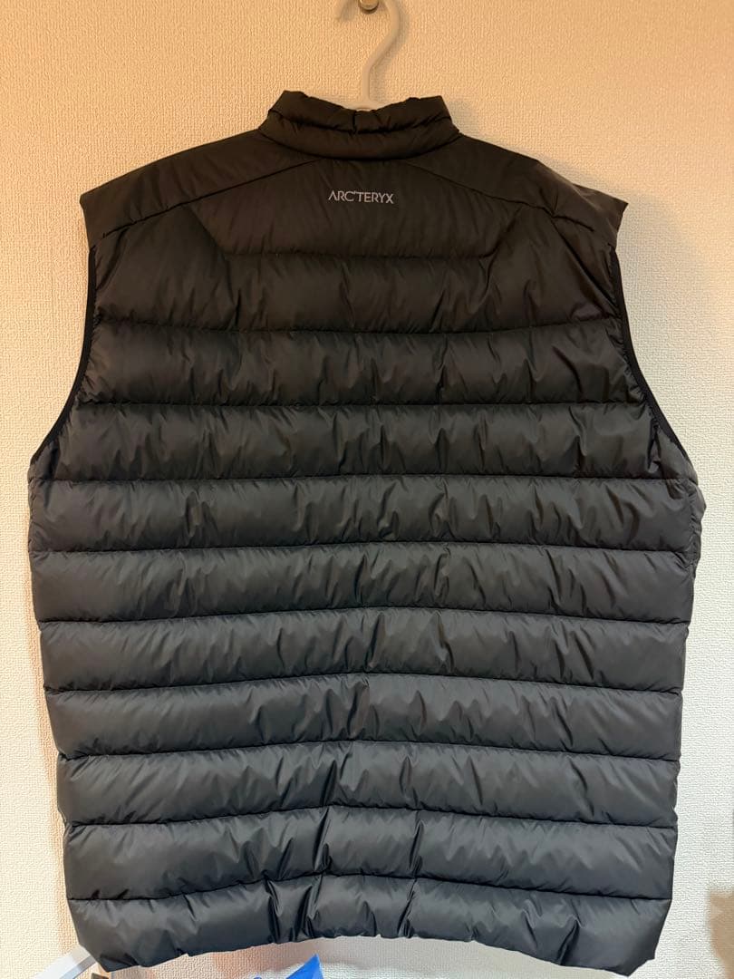 アークテリクス セリウムベスト　ブラック　XXL
