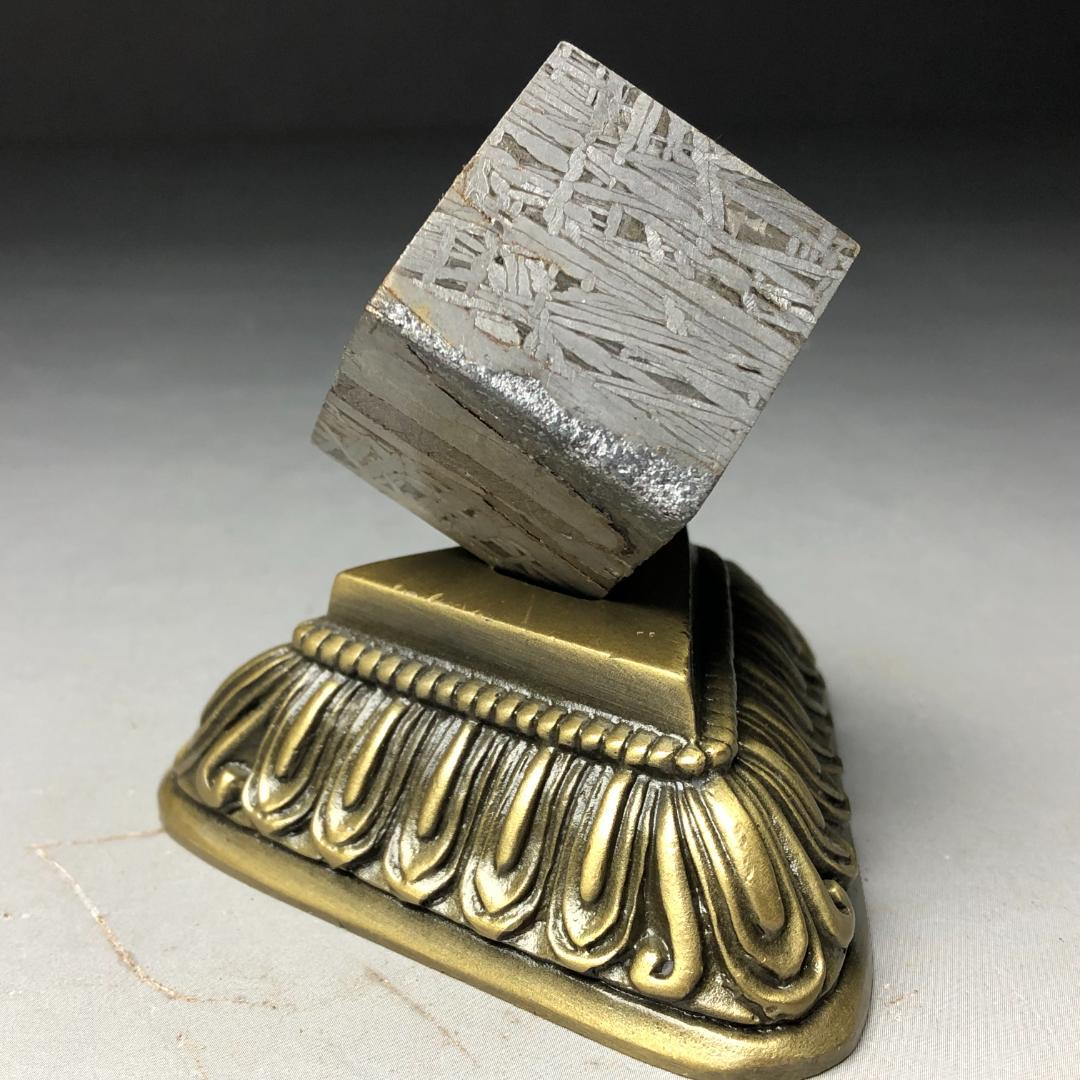 草薙真　アルタイ隕石　メテオライト 立方体　 鉄隕石　重さ199ｇ