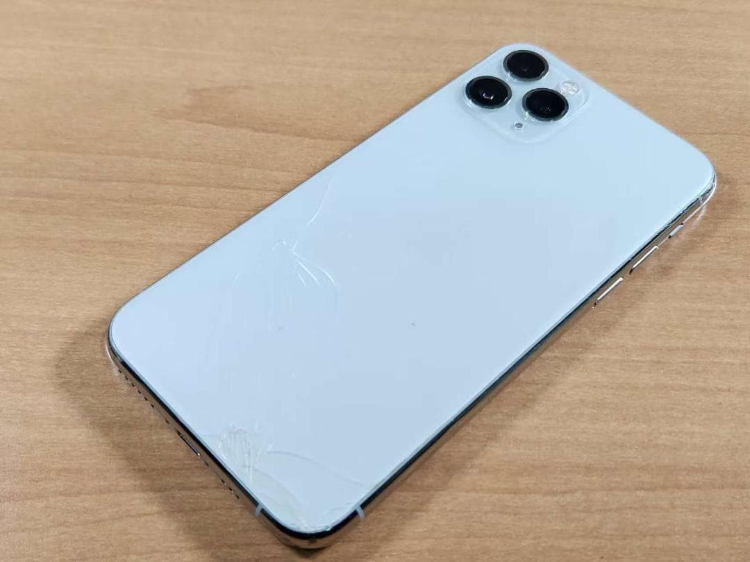 020700I iPhone 11 Pro A2215 256GB ジャンク品