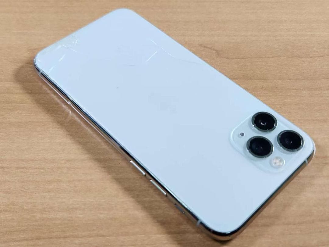 020700I iPhone 11 Pro A2215 256GB ジャンク品