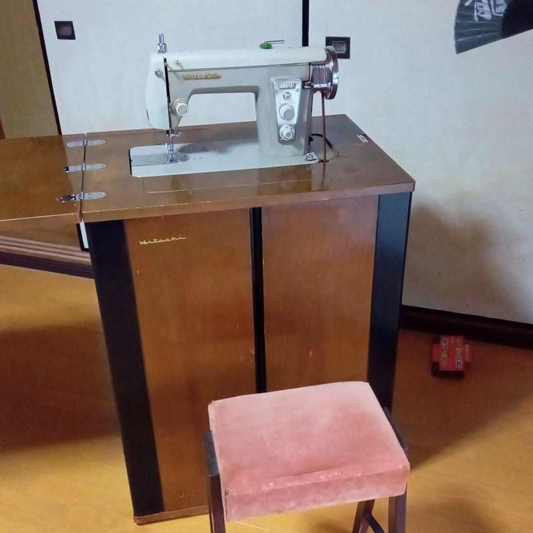 足踏みミシン、HITACHI