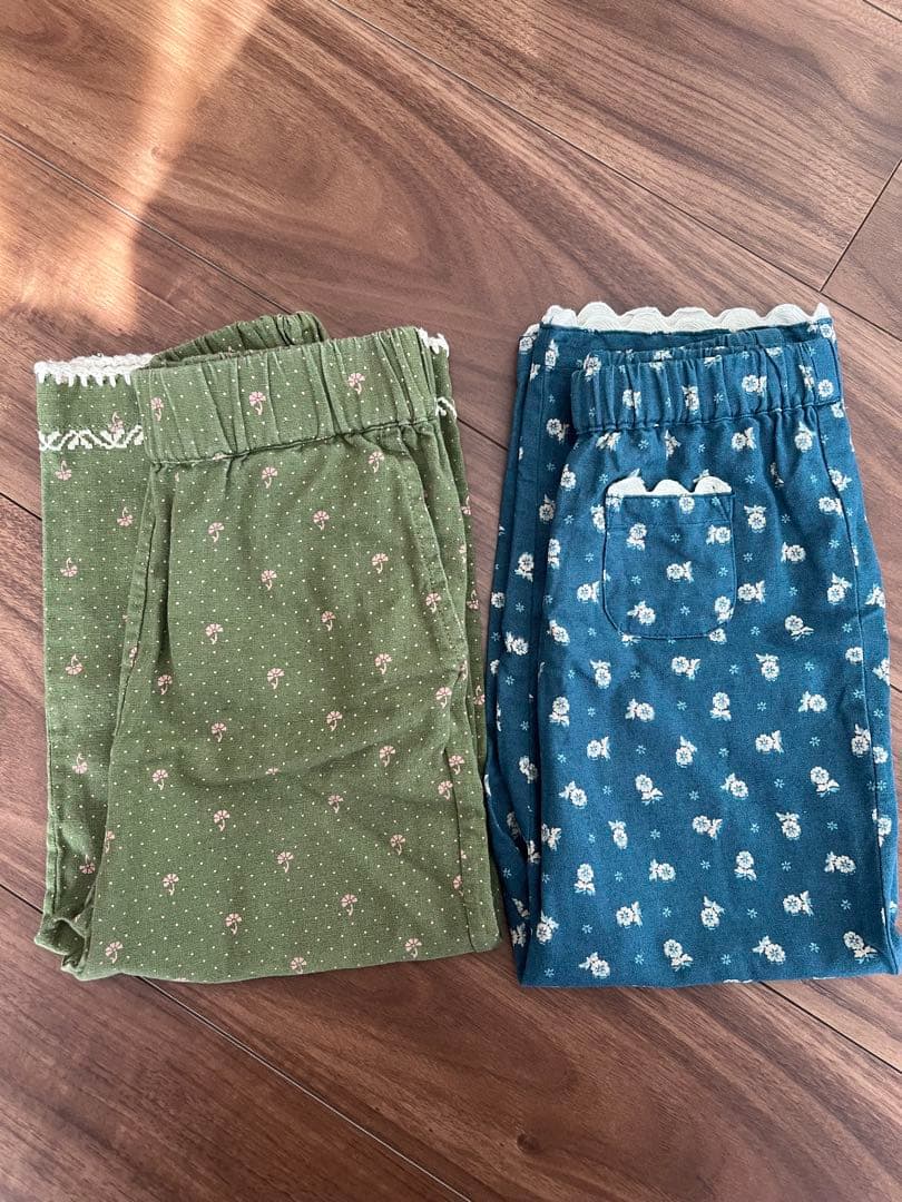 Apolina3-5y パンツ２枚 marlowe trouserとカーキ花柄