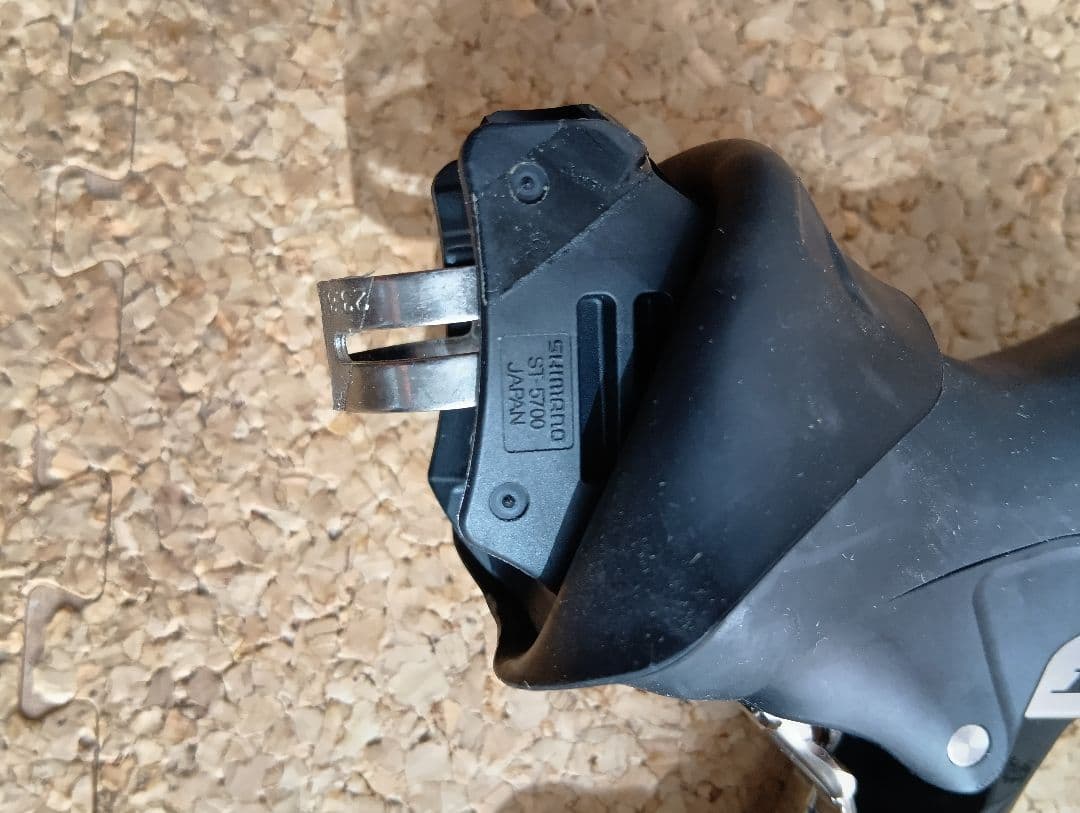 シマノ105STIレバー10速