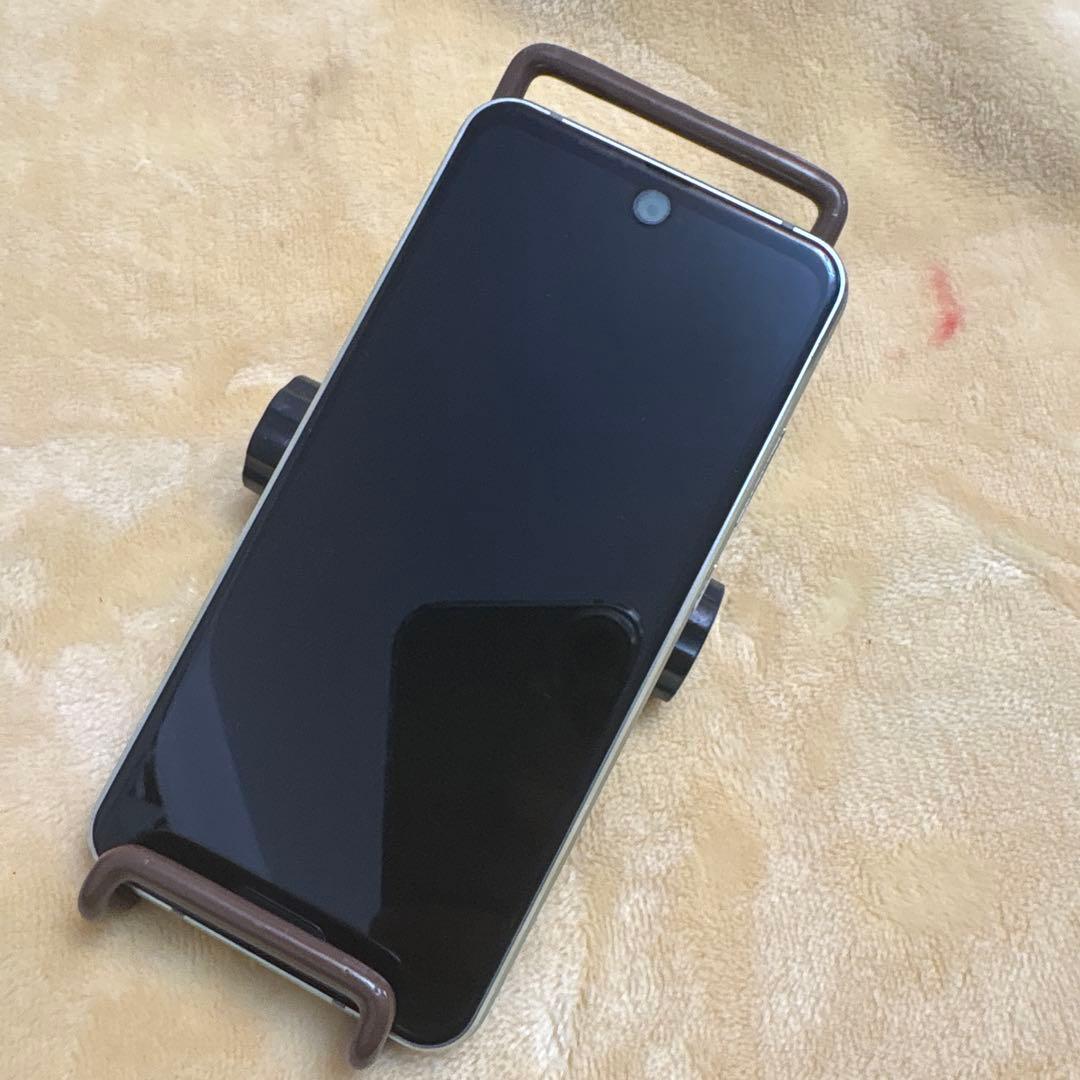 AQUOS r2 compact スモーキーグリーン