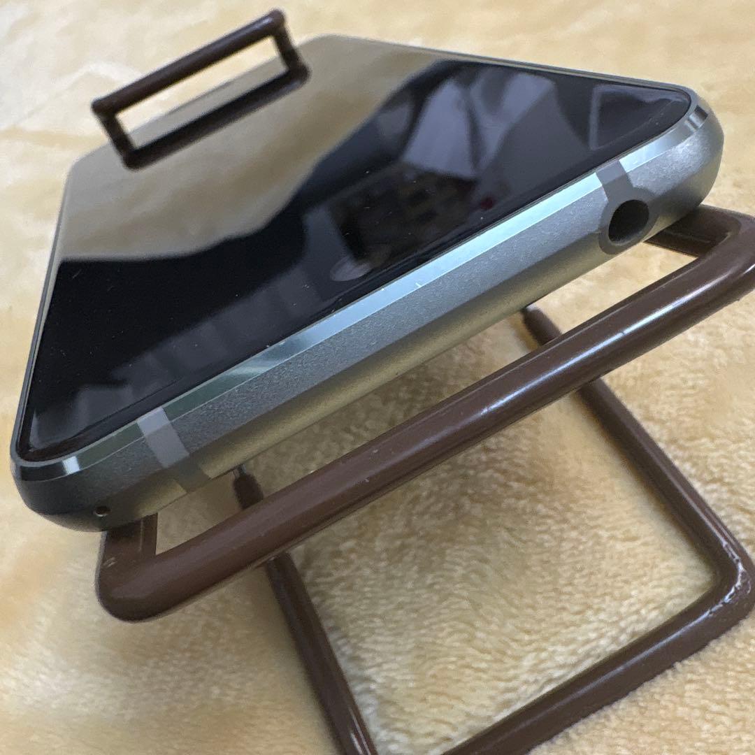 AQUOS r2 compact スモーキーグリーン