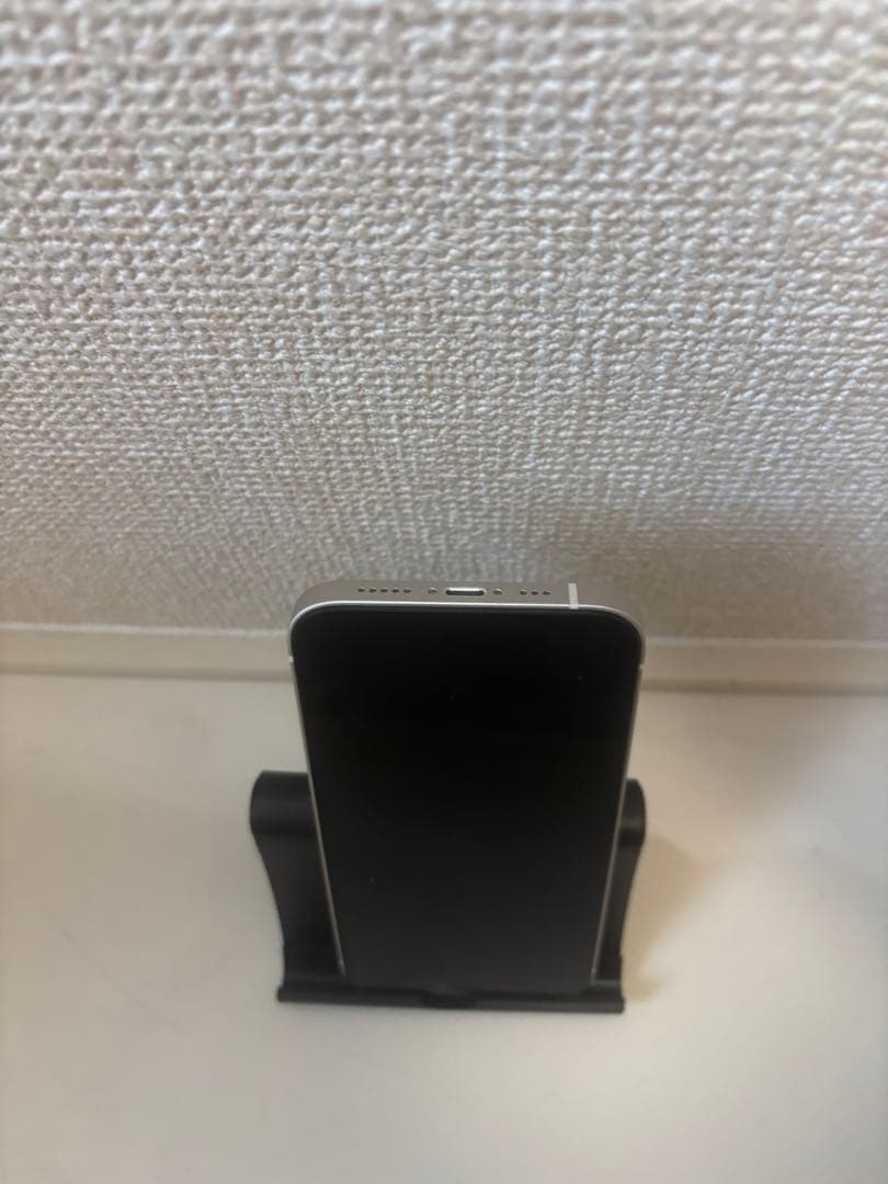 【美品】iPhone12 128GB SIMフリー ホワイト電池残量：75%